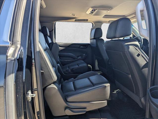 used 2017 GMC Yukon XL car, priced at $17,908