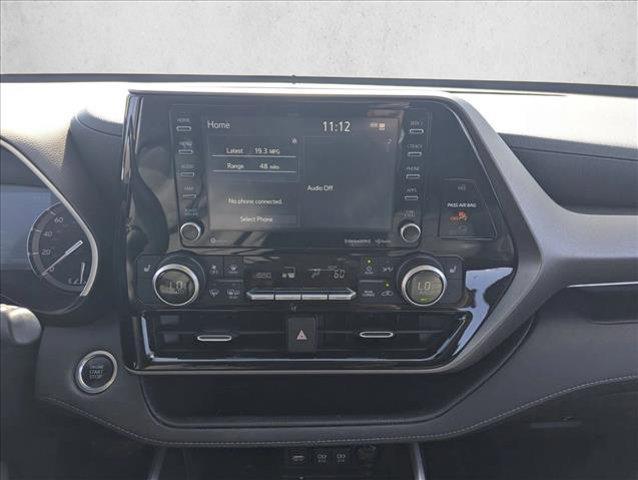used 2020 Toyota Highlander car, priced at $30,908