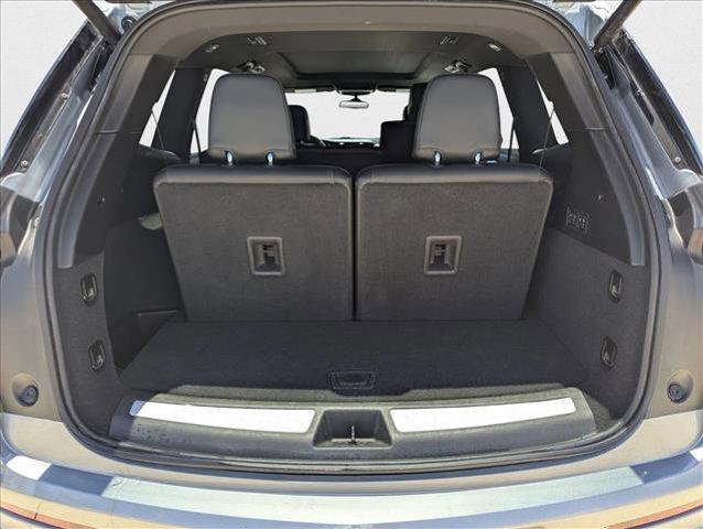 used 2024 Cadillac XT6 car, priced at $41,806