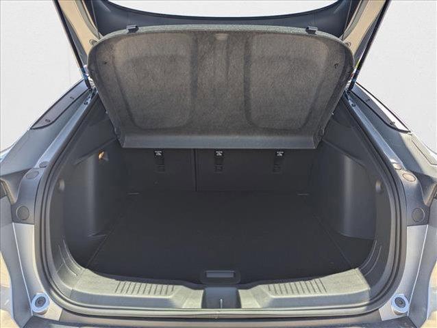 new 2025 Buick Envista car, priced at $26,935