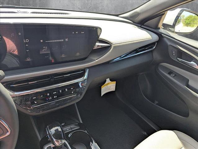 new 2025 Buick Envista car, priced at $32,185