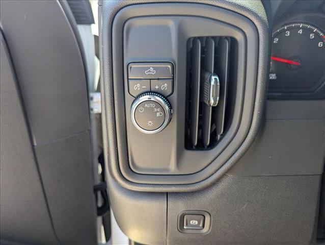new 2025 GMC Sierra 1500 car, priced at $40,545