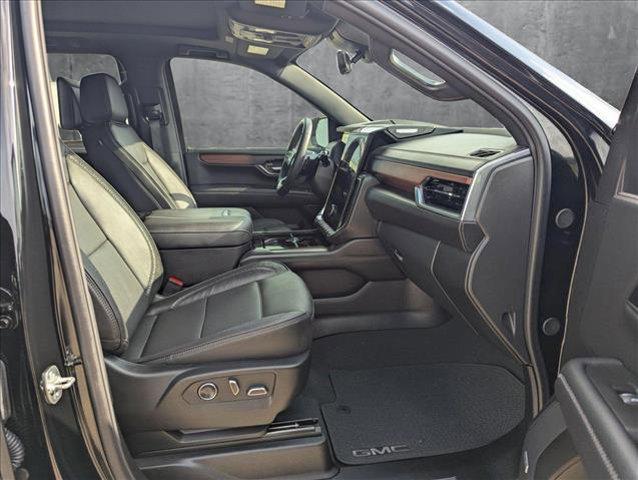 used 2025 GMC Yukon car, priced at $91,609