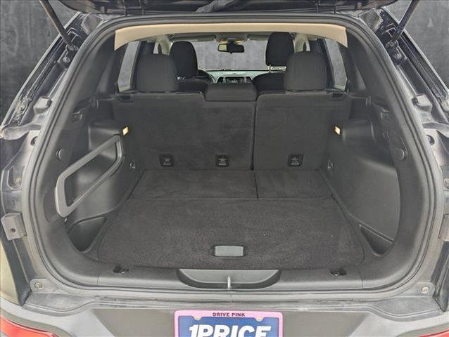 used 2018 Jeep Cherokee car, priced at $11,649