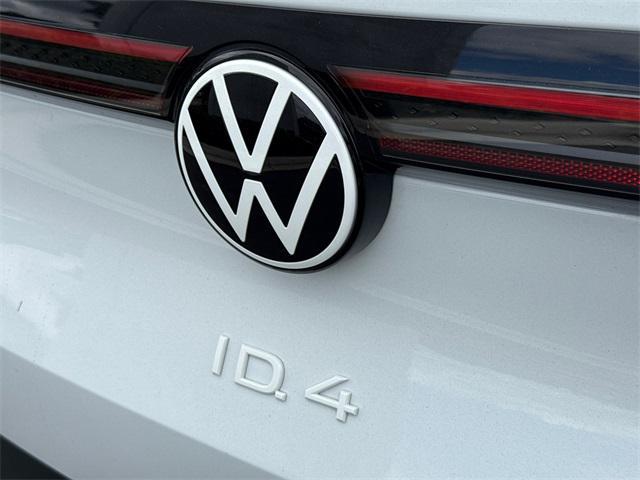 used 2022 Volkswagen ID.4 car, priced at $23,499