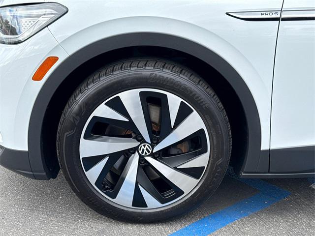 used 2022 Volkswagen ID.4 car, priced at $23,499