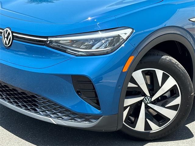 new 2025 Volkswagen ID.4 car, priced at $40,901