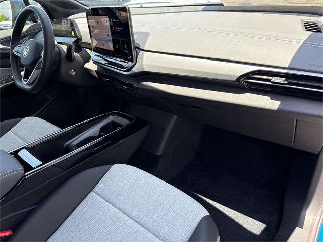 new 2025 Volkswagen ID.4 car, priced at $40,901
