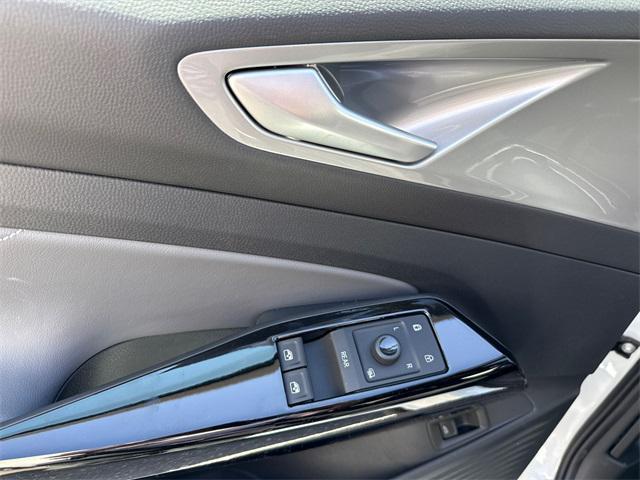 new 2025 Volkswagen ID.4 car, priced at $49,470