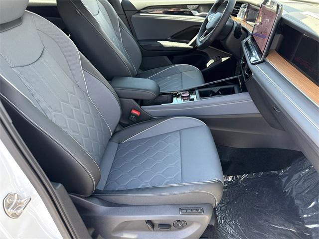 new 2025 Volkswagen Tiguan car, priced at $43,491