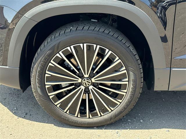 new 2025 Volkswagen Taos car, priced at $28,911
