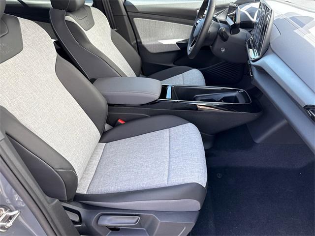 new 2025 Volkswagen ID.4 car, priced at $39,316