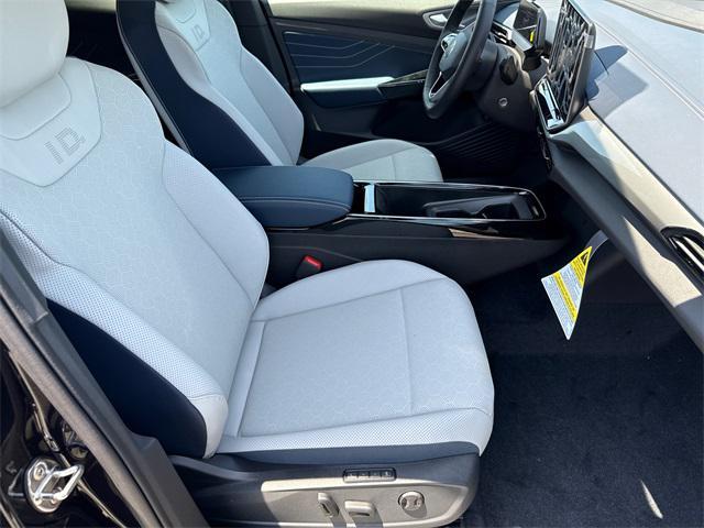 new 2025 Volkswagen ID.4 car, priced at $52,534