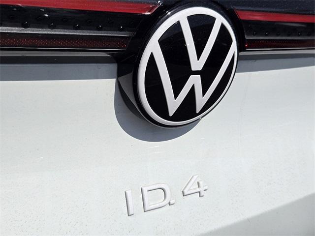 new 2024 Volkswagen ID.4 car, priced at $29,351