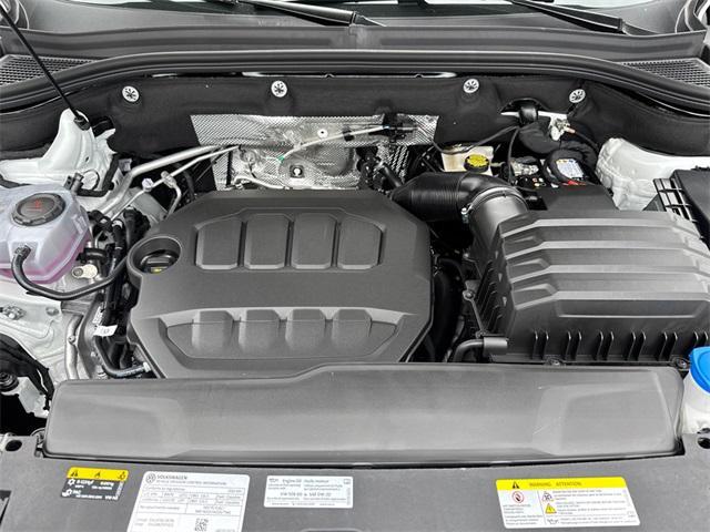 new 2025 Volkswagen Atlas car, priced at $54,441