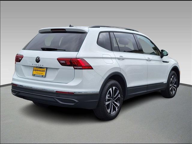 new 2024 Volkswagen Tiguan car, priced at $27,516