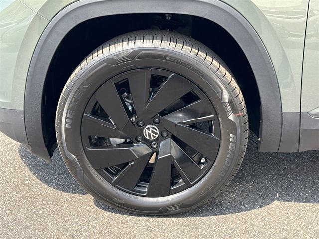 new 2026 Volkswagen Atlas car, priced at $45,220
