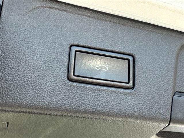 used 2019 Volkswagen Atlas car, priced at $23,999