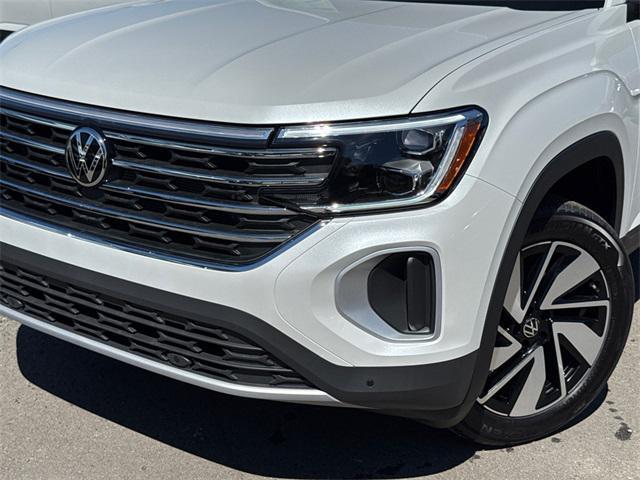 new 2026 Volkswagen Atlas car, priced at $45,052