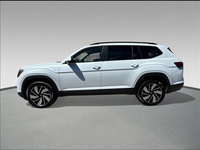 new 2026 Volkswagen Atlas car, priced at $45,052