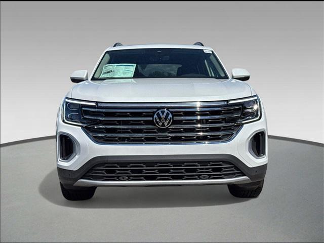 new 2026 Volkswagen Atlas car, priced at $45,052