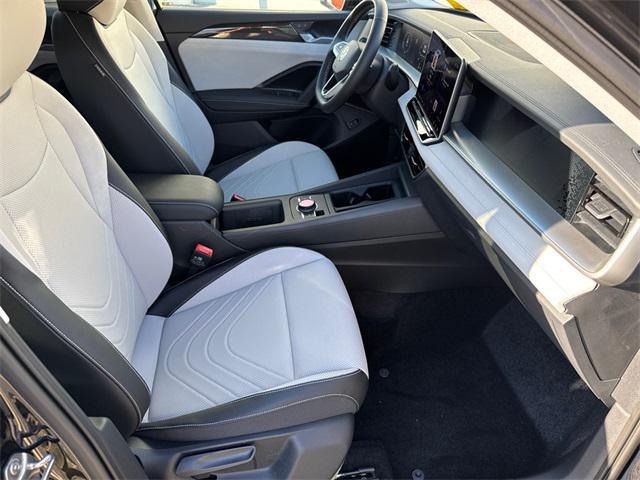 new 2025 Volkswagen Tiguan car, priced at $31,725