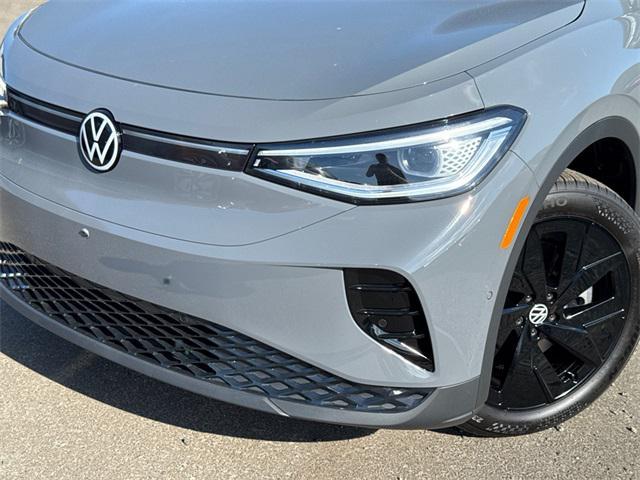 new 2025 Volkswagen ID.4 car, priced at $49,951