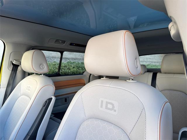 used 2025 Volkswagen ID. Buzz car, priced at $59,999