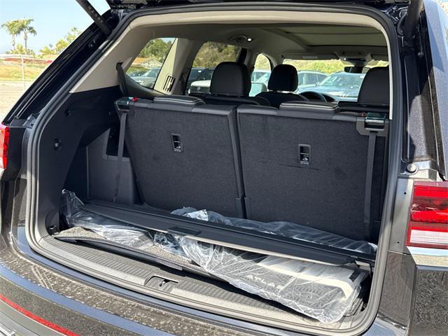 new 2025 Volkswagen Atlas car, priced at $43,881