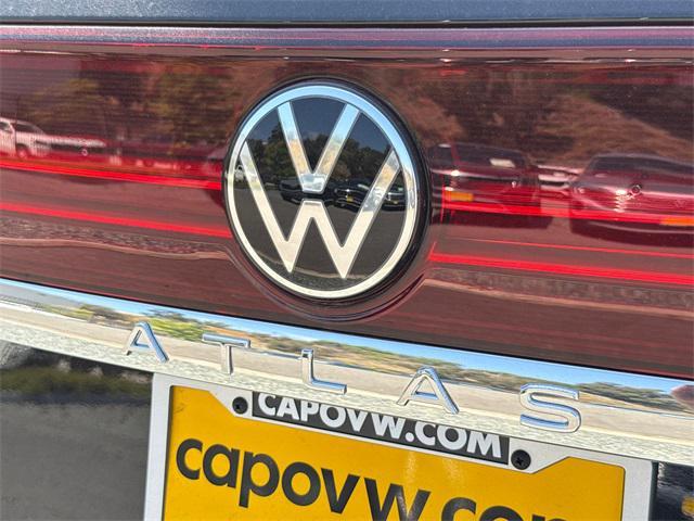new 2025 Volkswagen Atlas car, priced at $43,881