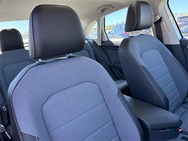 new 2025 Volkswagen Jetta car, priced at $27,216