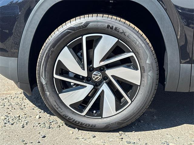 new 2026 Volkswagen Atlas car, priced at $45,115