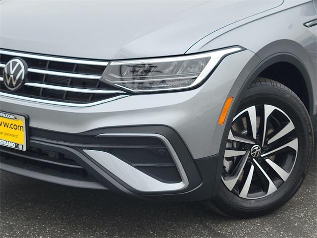 new 2024 Volkswagen Tiguan car, priced at $27,016