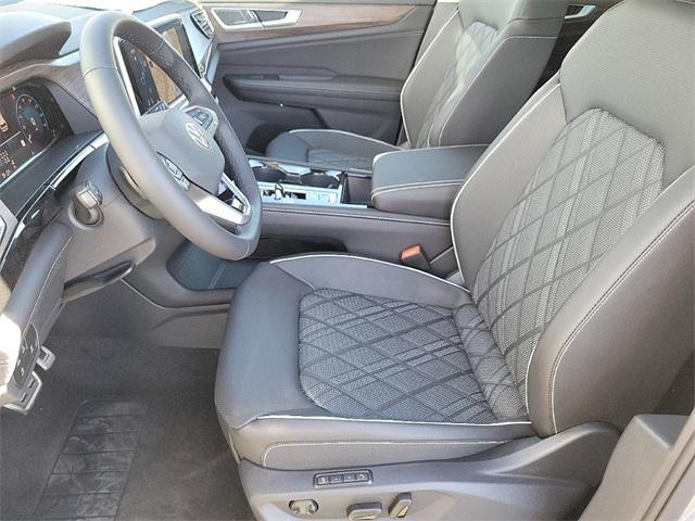 new 2025 Volkswagen Atlas car, priced at $52,831