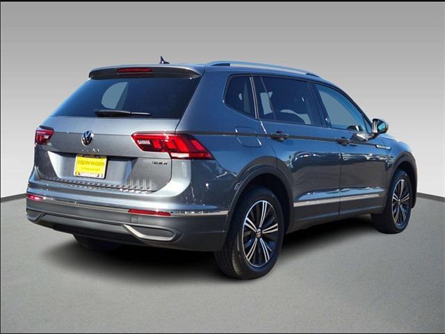 new 2024 Volkswagen Tiguan car, priced at $32,146