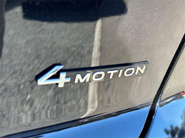 new 2026 Volkswagen Atlas Cross Sport car, priced at $53,422