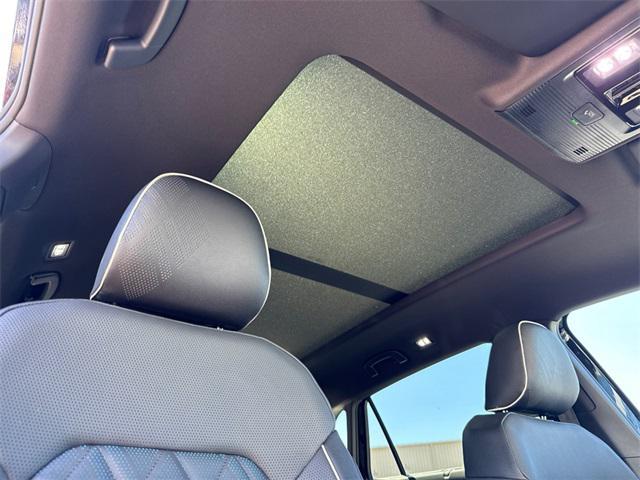 new 2026 Volkswagen Atlas Cross Sport car, priced at $53,422