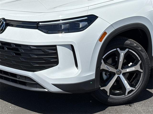 new 2025 Volkswagen Tiguan car, priced at $32,909