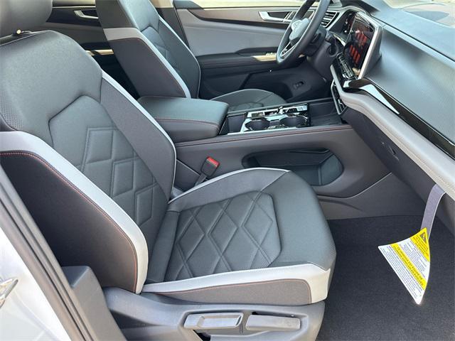 new 2025 Volkswagen Atlas car, priced at $43,693
