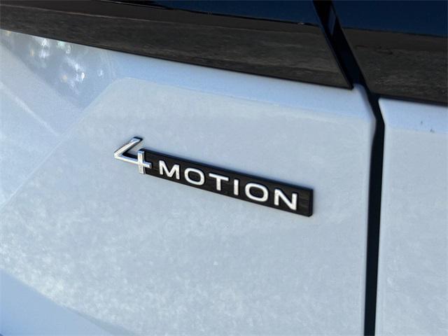 new 2025 Volkswagen Atlas car, priced at $45,876