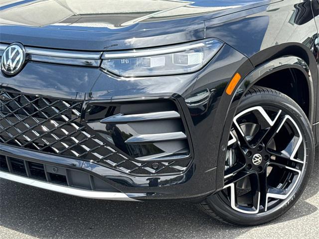 new 2025 Volkswagen Tiguan car, priced at $40,508