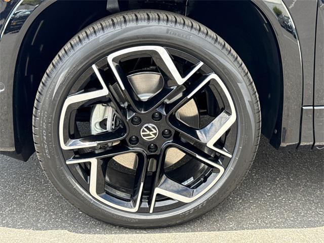 new 2025 Volkswagen Tiguan car, priced at $40,508
