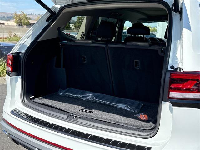 used 2025 Volkswagen Atlas car, priced at $42,604