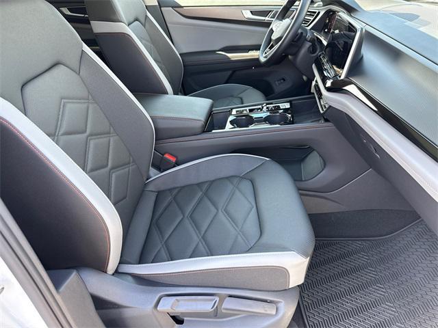 used 2025 Volkswagen Atlas car, priced at $42,604