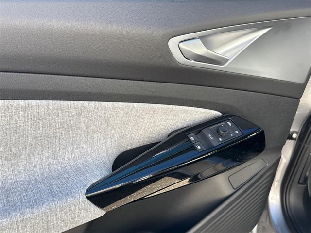 new 2026 Volkswagen ID.4 car, priced at $40,223