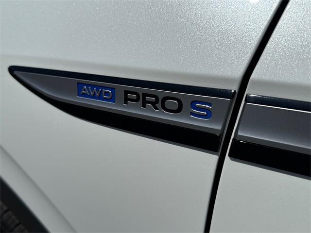 new 2025 Volkswagen ID.4 car, priced at $49,470