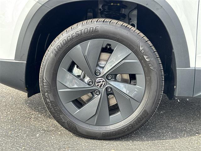 new 2025 Volkswagen Taos car, priced at $25,521