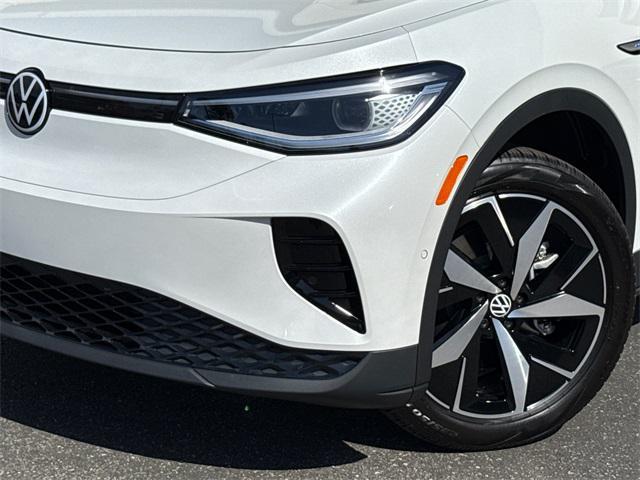 new 2025 Volkswagen ID.4 car, priced at $46,378