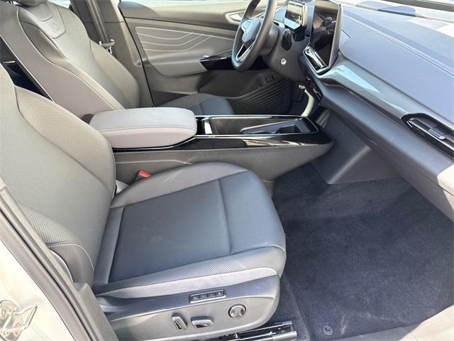 new 2025 Volkswagen ID.4 car, priced at $46,378