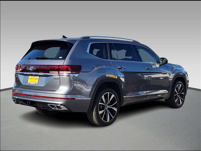 new 2024 Volkswagen Atlas car, priced at $49,576